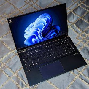 ASUS Zenbook Flip 2-in-1 15 OLED Touch-Screen Laptop 16GB 1TB Intel Evo Core i7